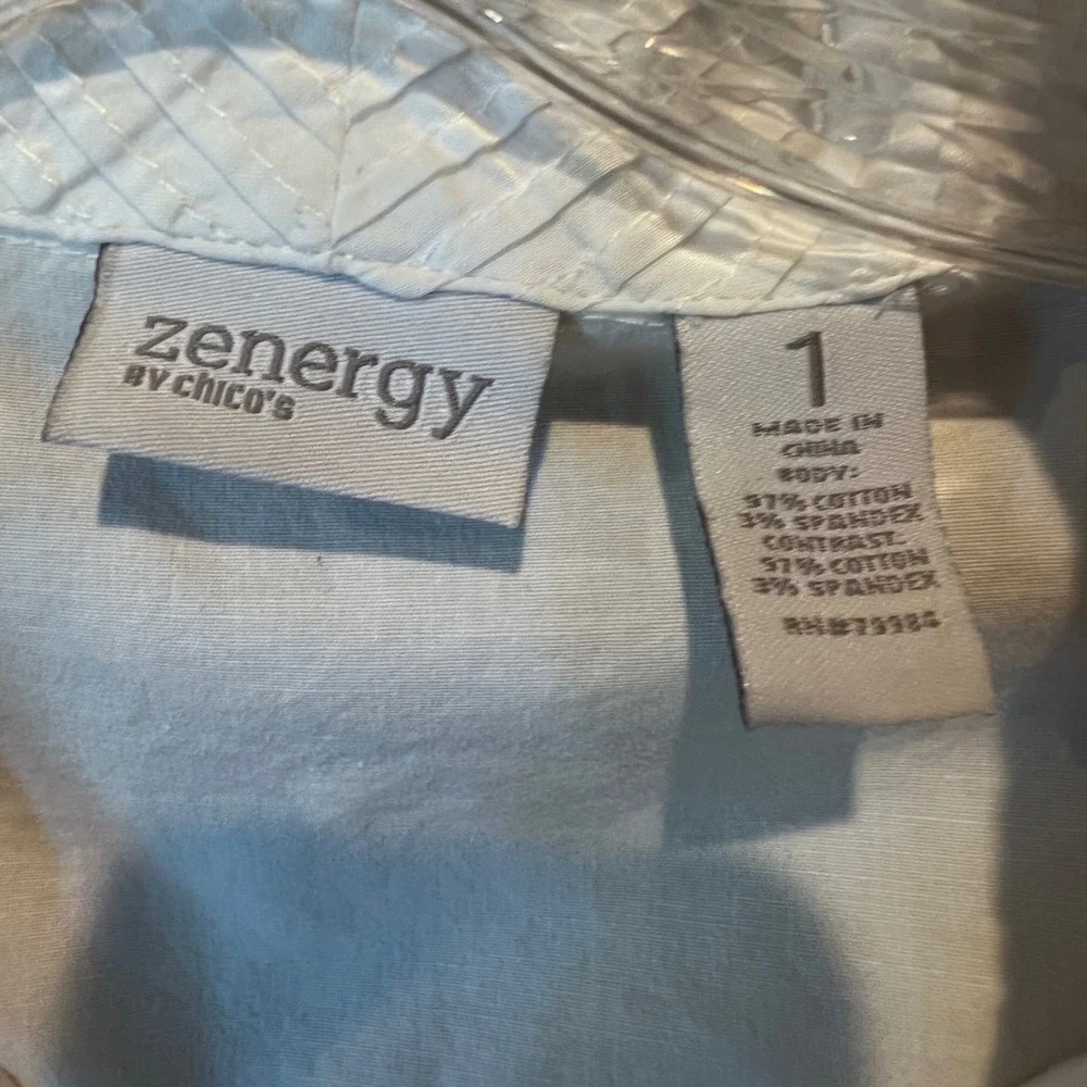 Zenergy by Chico's White Zip Up Jacket Textured Pintuck 3/4 Sleeve Size Medium